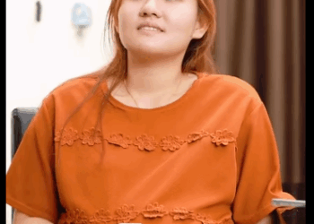 G2709012 ให้คนท้องนั่งซักผ้าเเบบนี้ควรพาแม่ผัวไปบ้านพักคนชรา part2