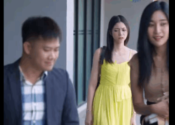 G2411009 คนอย่างนางแอน ไม่ยอมนั่งมอไซค์เก่าๆแบบนี้เหรอก ! part2