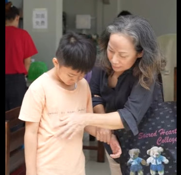 G2611009 ยายไม่ยอมกินก๋วยเตี๋ยว part2