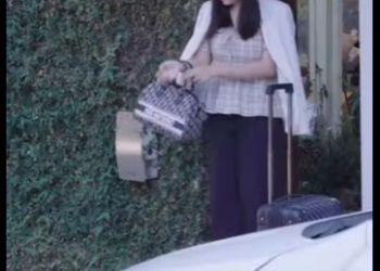 G2201003 วเก ามาเอาค น