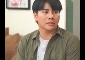 G2201008 คนส งอาหารไร มารยาท โยนอาหารให คนแก part2