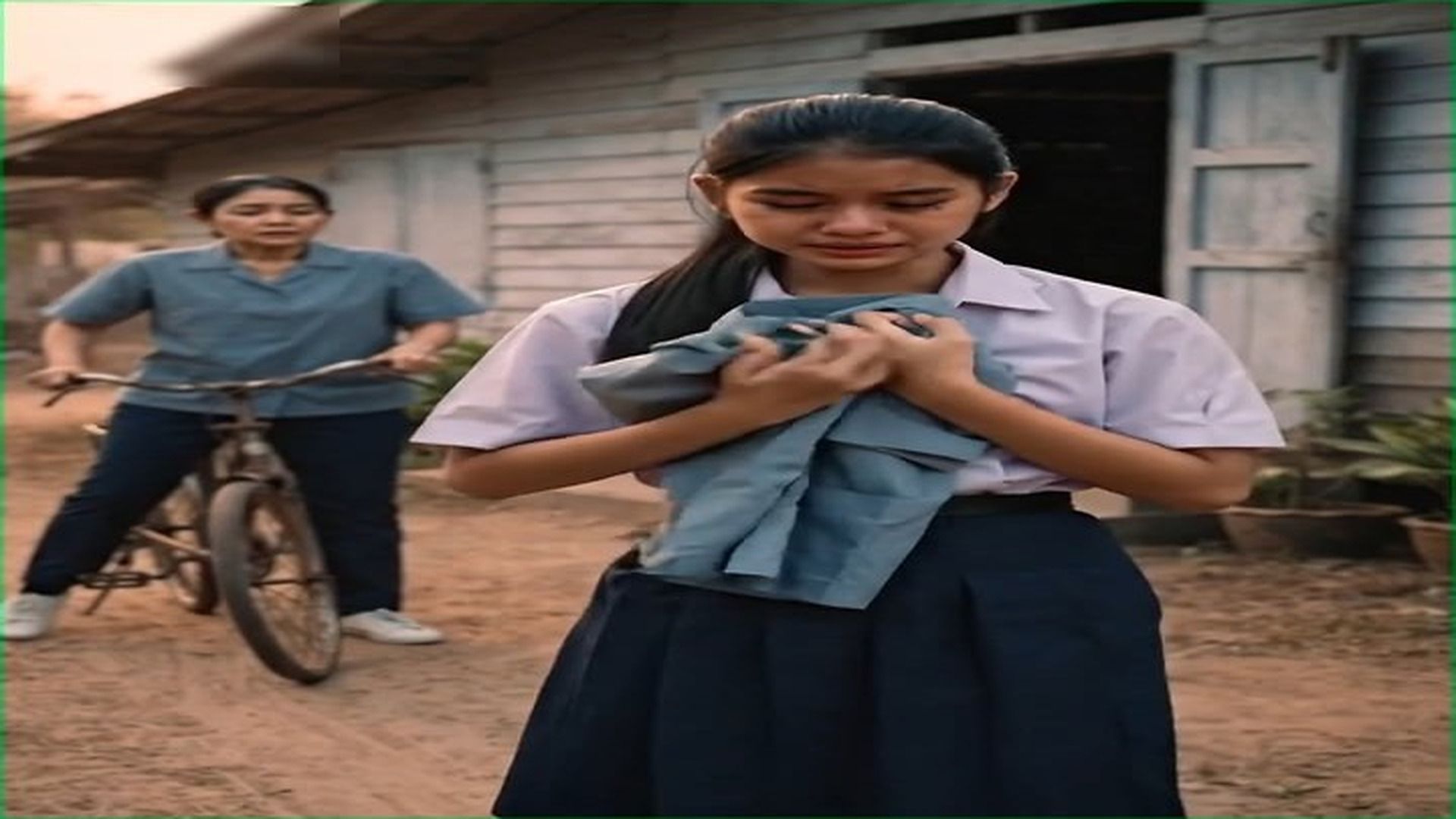 ดูตอนที่ 2: G2407016_แม่ใส่ชุดโรงงานทุกวัน แต่ตกงานมา 3 เดือน_part2 | Kaliana Knighton